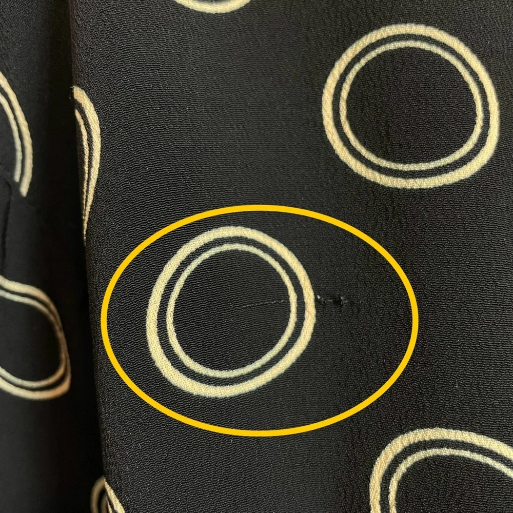 Betsey Johnson Cropped Blouse Black Circle Pattern Tie Front Rayon Size Medium - Picture 8 of 16